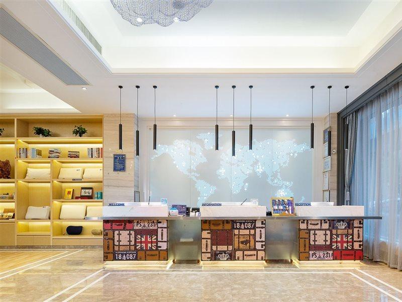 Kyriad Marvelous Hotel Dongguan Changan Light Rail Station Eksteriør bilde